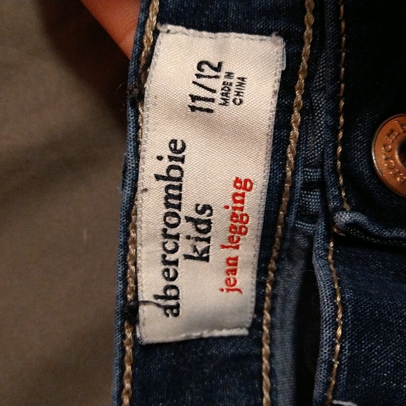 Jeans - Picture 4 of 4